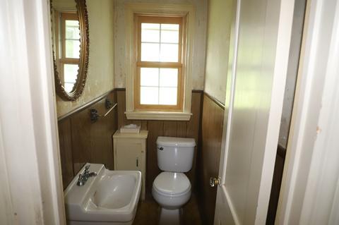 76 Wayside St, Springfield, MA 01118 photo 14