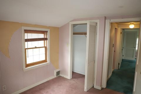 76 Wayside St, Springfield, MA 01118 photo 24