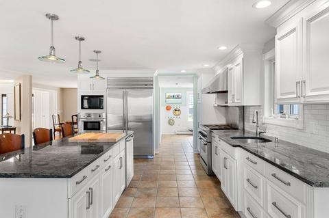 38 Castle Vw, Gloucester, MA 01930 photo 9