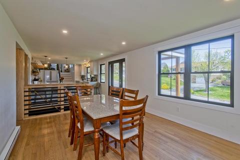 30 Loomis Ct, Chicopee, MA 01020 photo 20