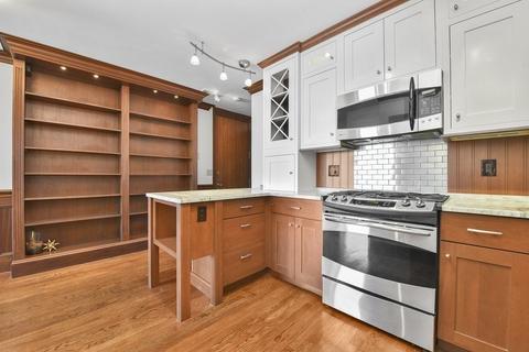 85 E India Row #8A, Boston, MA 02110 photo 2