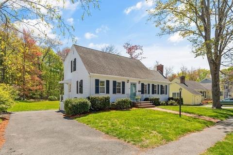 26 Harvard St, Reading, MA 01867 photo 3