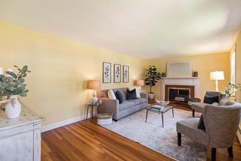 26 Harvard St, Reading, MA 01867 photo 15