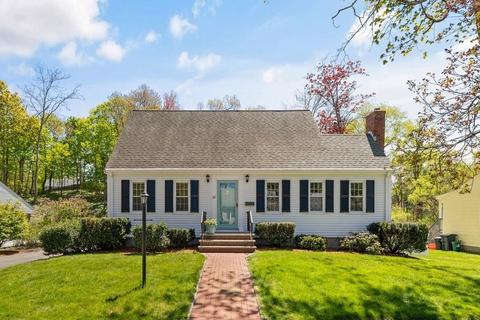 26 Harvard St, Reading, MA 01867 photo 1