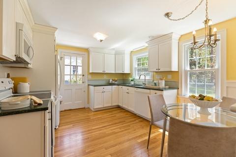 26 Harvard St, Reading, MA 01867 photo 7