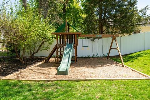 17 Wentworth Rd, Reading, MA 01867 photo 7