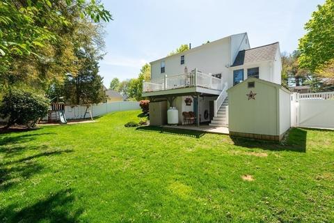 17 Wentworth Rd, Reading, MA 01867 photo 4