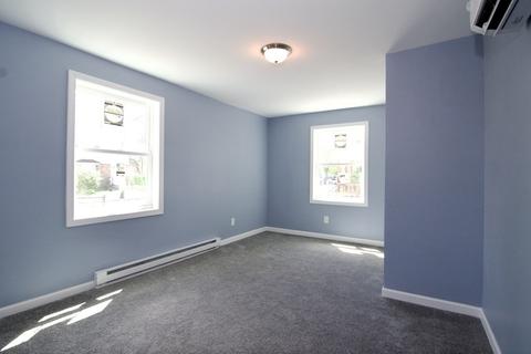 132 King St, Springfield, MA 01109 photo 15