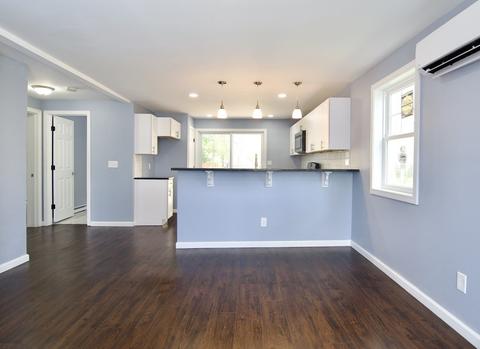 132 King St, Springfield, MA 01109 photo 4