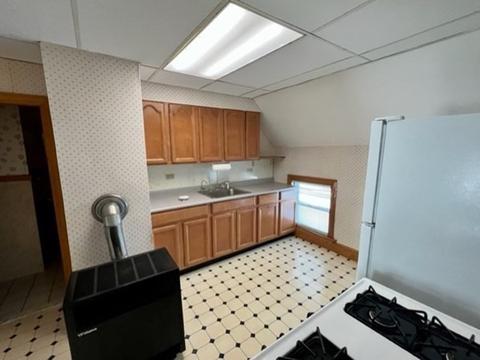 250 Barnes St, Fall River, MA 02723 photo 30