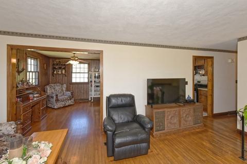 150 Spring St, Millis, MA 02054 photo 8