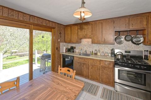 150 Spring St, Millis, MA 02054 photo 14