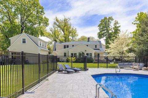 22 Free St, Hingham, MA 02043 photo 2