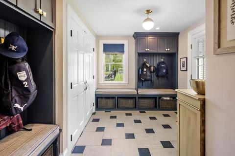 22 Free St, Hingham, MA 02043 photo 11