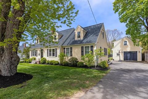 22 Free St, Hingham, MA 02043 photo 1
