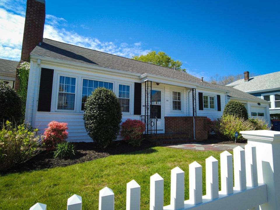 360 Wood St, New Bedford, MA 02745 42 Photos MLS 72981637 Movoto