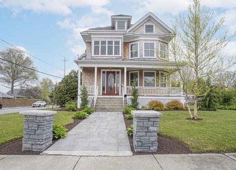 691 Madison St, Fall River, MA 02720 photo 1