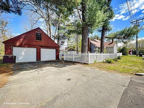 2106 Wilbraham Rd, Springfield, MA 01129 photo 7
