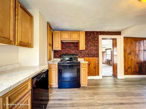 2106 Wilbraham Rd, Springfield, MA 01129 photo 17