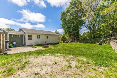 96 Emmett St, Fall River, MA 02721 photo 4
