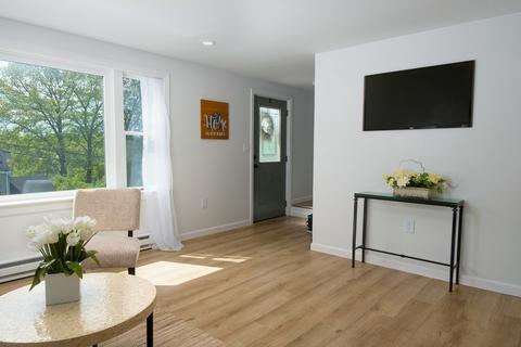 25 Valmor St, Worcester, MA 01604 photo 7