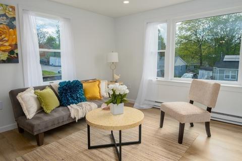 25 Valmor St, Worcester, MA 01604 photo 6
