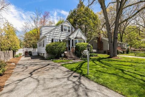 66 Winfield St, Dedham, MA 02026 photo 2