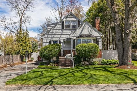 66 Winfield St, Dedham, MA 02026 photo 1