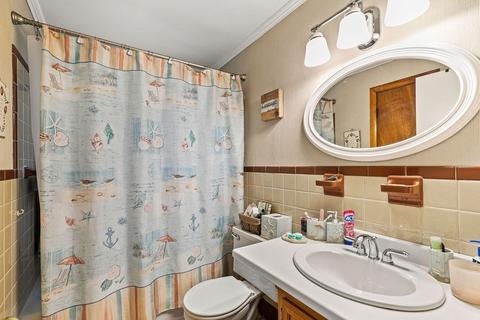 66 Winfield St, Dedham, MA 02026 photo 6