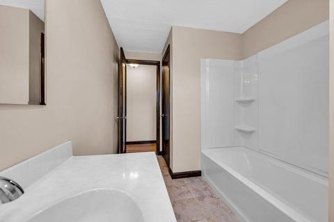 171 Tamarack Dr, Springfield, MA 01129 photo 10