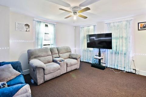 218 School St, Chicopee, MA 01013 photo 13