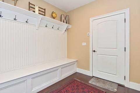 118 Sachem, Needham, MA 02494 photo 16