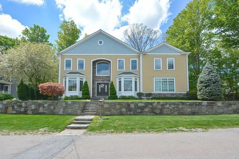 118 Sachem, Needham, MA 02494 photo 2