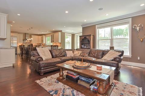 118 Sachem, Needham, MA 02494 photo 10