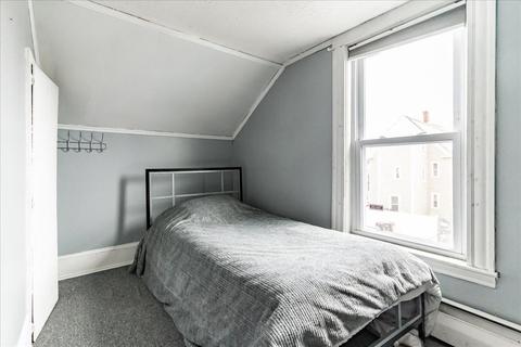 87 Tremont St, Everett, MA 02149 photo 32