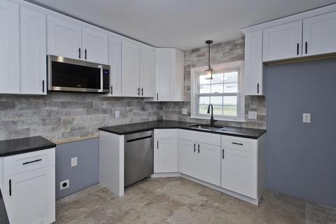 620 Roosevelt Ave, Springfield, MA 01118 photo 17