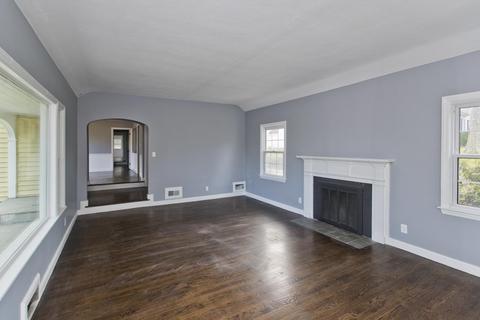 620 Roosevelt Ave, Springfield, MA 01118 photo 11