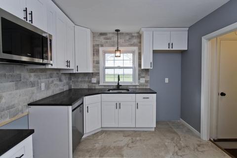 620 Roosevelt Ave, Springfield, MA 01118 photo 18