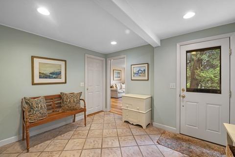 1 Wallingford Rd, Marblehead, MA 01945 photo 12