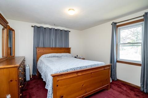 25 Pomeroy St, Easthampton, MA 01027 photo 11