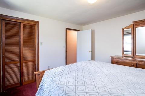 25 Pomeroy St, Easthampton, MA 01027 photo 12