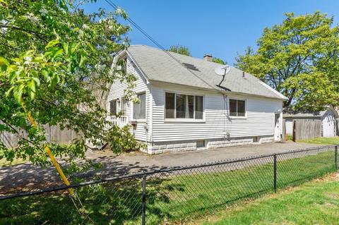 223 Almira Rd, Springfield, MA 01119 photo 2