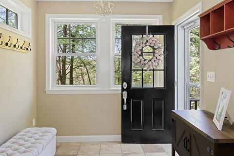 36 Spofford St, Georgetown, MA 01833 photo 6