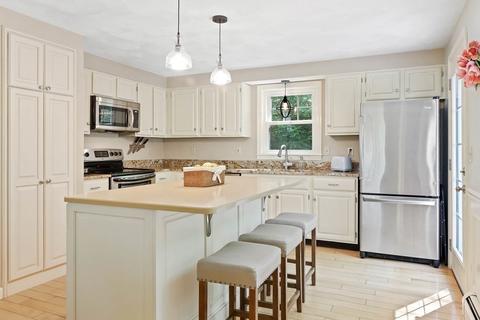 36 Spofford St, Georgetown, MA 01833 photo 8