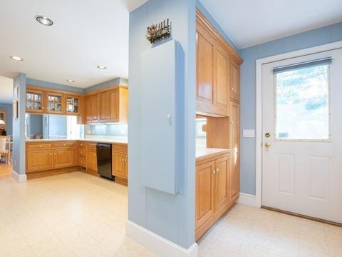 58 Timberneck Dr, Reading, MA 01867 photo 14