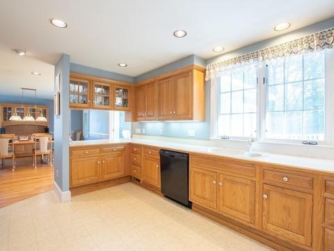 58 Timberneck Dr, Reading, MA 01867 photo 11