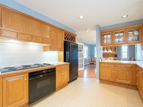 58 Timberneck Dr, Reading, MA 01867 photo 8