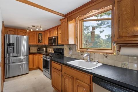 88 Ames St, Dedham, MA 02026 photo 18