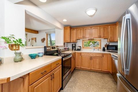 27 Horseshoe Cir, Ware, MA 01082 photo 12