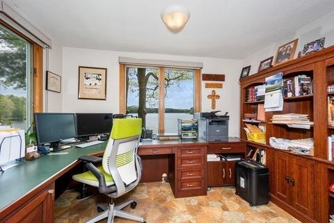 27 Horseshoe Cir, Ware, MA 01082 photo 18
